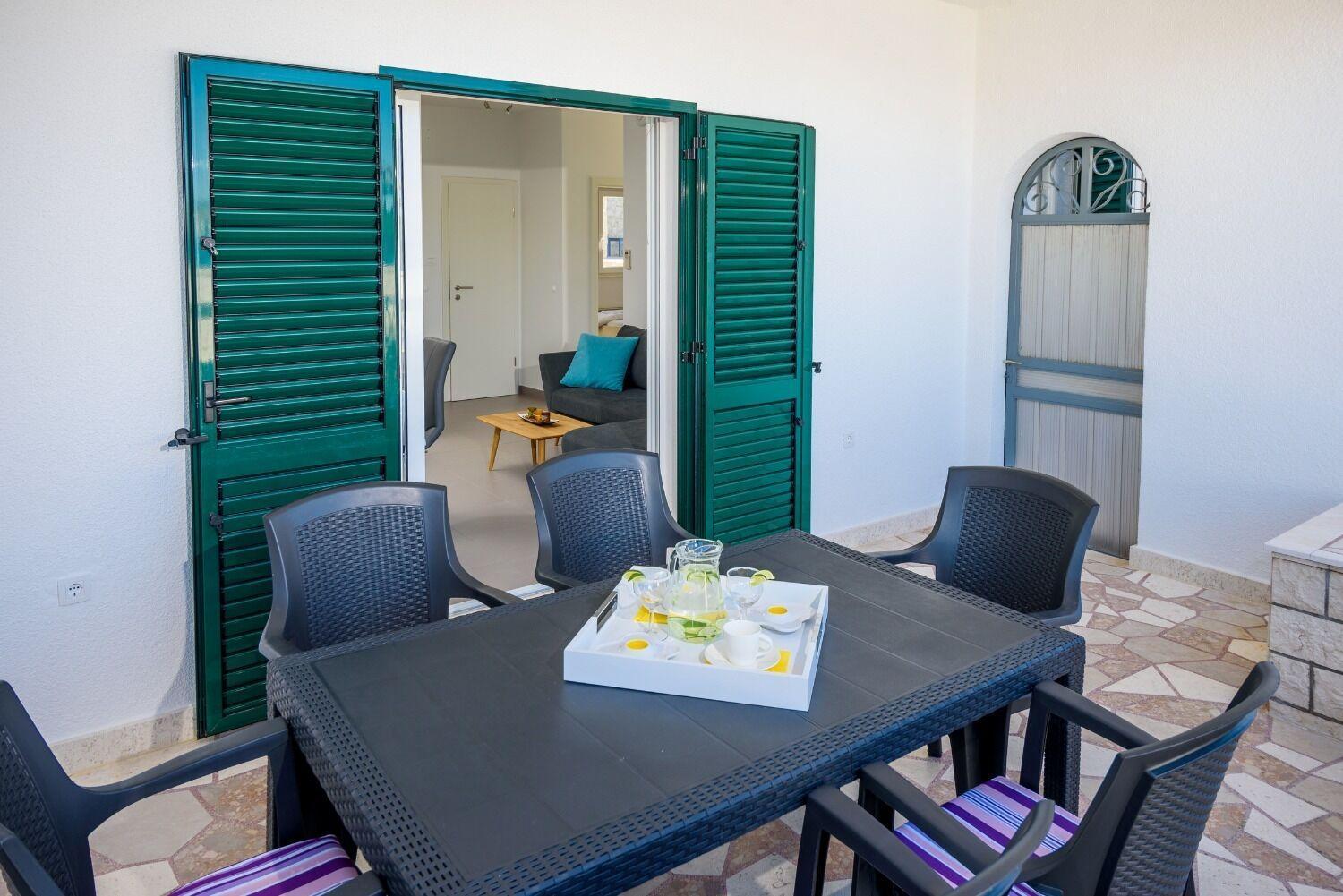 Apartments Bisernica-With Pool Ražanj Exteriér fotografie